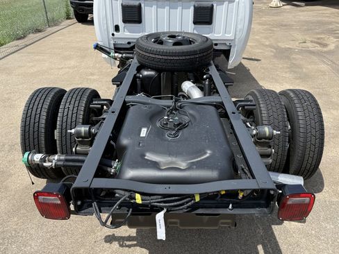 New 2026 RAM 3500 Tradesman w/ Chrome Appearance Group A AWD/4WD image 6