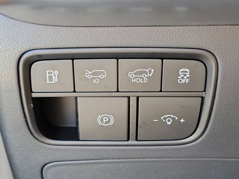 New 2026 Hyundai Ioniq 9 Limited AWD/4WD image 18
