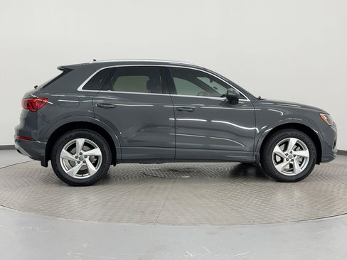 Used 2020 Audi Q3 2.0T Premium w/ Convenience Package image 8