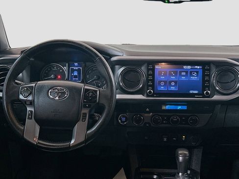 Used 2023 Toyota Tacoma TRD Off-Road image 18