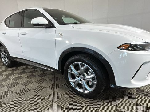 Used 2024 Dodge Hornet R/T AWD/4WD image 3