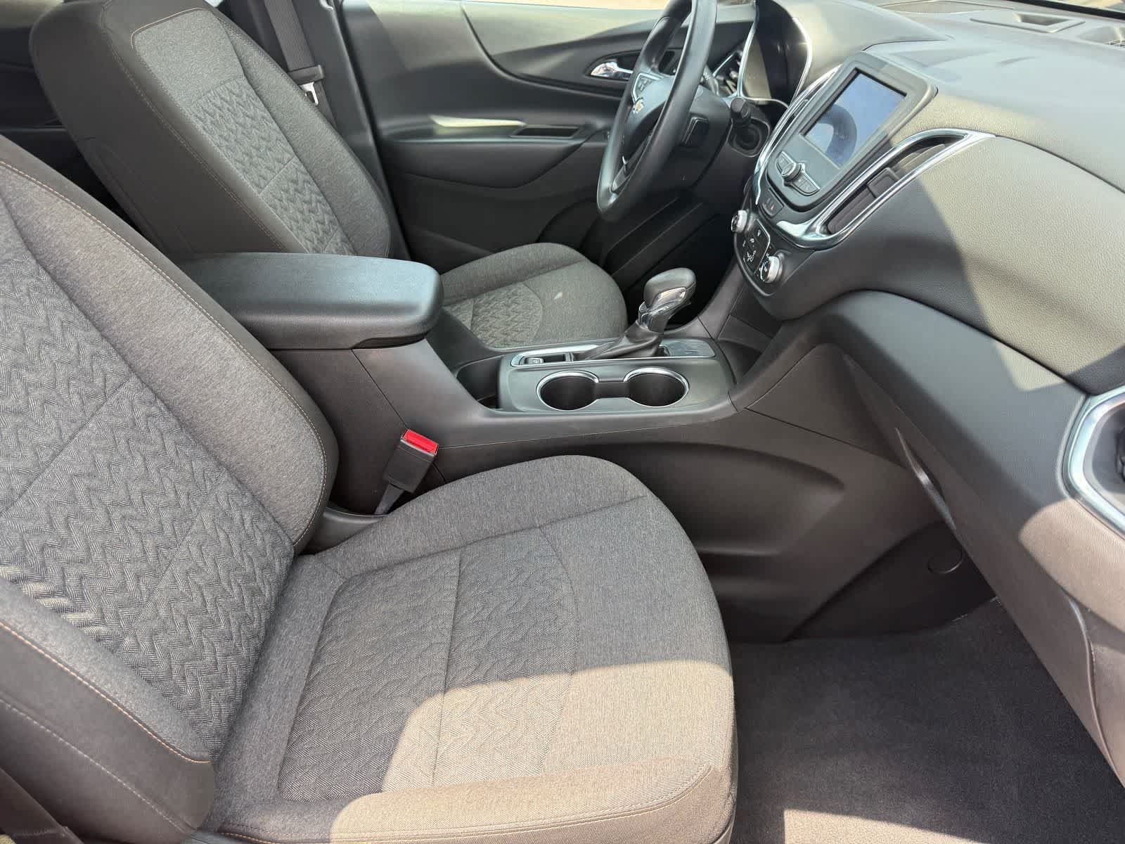 Used 2023 Chevrolet Equinox LT FWD image 32