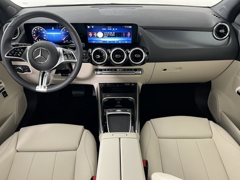 New 2026 Mercedes-Benz GLA 250 4MATIC image 23