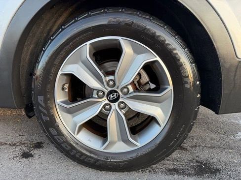 Used 2016 Hyundai Santa Fe SE image 24