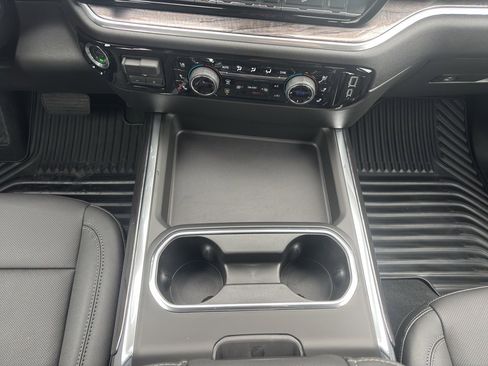 New 2026 Chevrolet Silverado 3500 LTZ w/ LTZ Convenience Package image 20