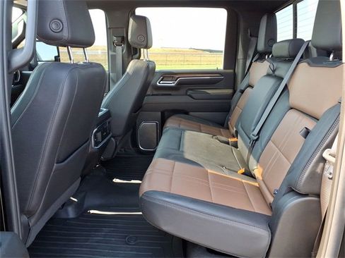 Certified 2024 Chevrolet Silverado 3500 High Country w/ High Country Premium Package image 26