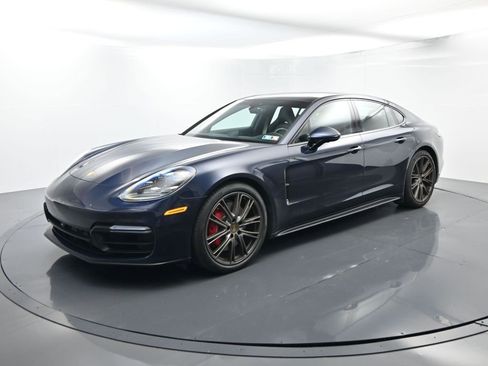 Used 2020 Porsche Panamera GTS image 1