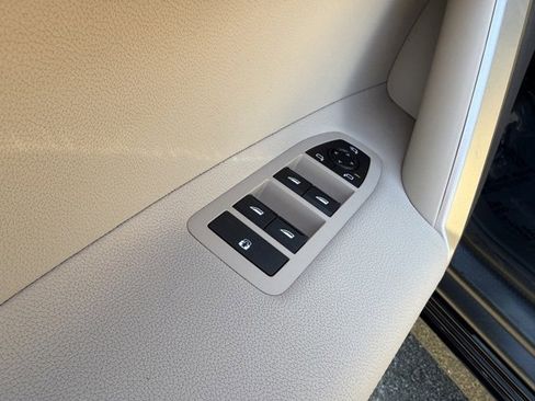 Certified 2023 BMW iX xDrive50 w/ Sport Package image 17