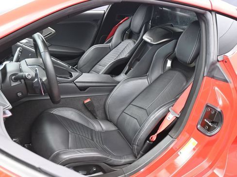 Used 2020 Chevrolet Corvette Stingray Preferred Cpe w/ 2LT Preferred Equipment Group RWD image 10