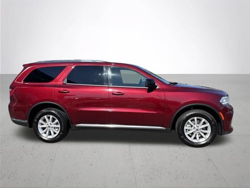 Used 2023 Dodge Durango SXT AWD/4WD image 5