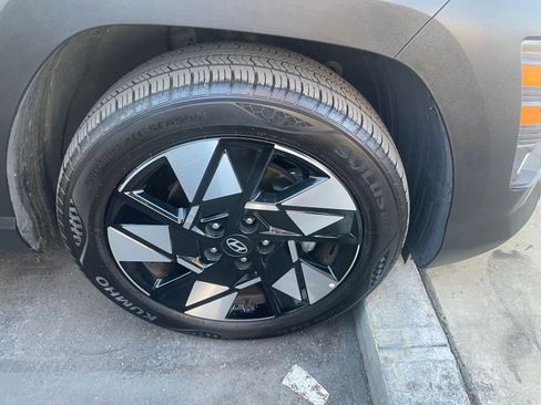 Used 2025 Hyundai Kona SEL image 32