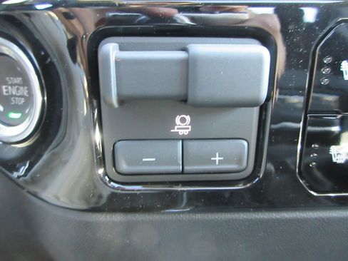 New 2026 GMC Sierra 1500 Elevation w/ Elevation Premium Package AWD/4WD image 23
