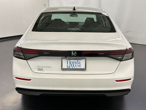 New 2026 Honda Accord SE image 10