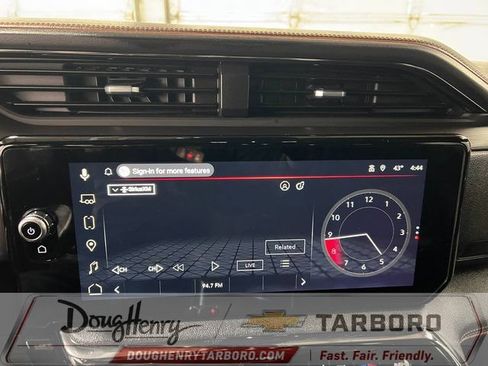Used 2023 GMC Sierra 1500 AT4 w/ Technology Package AWD/4WD image 45