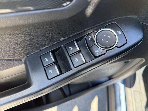 Used 2025 Ford Escape ST-Line w/ Cold Weather Package image 15