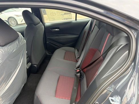 Used 2026 Toyota Corolla SE w/ SE Package FWD image 3