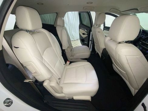 Used 2023 Buick Enclave Essence w/ Trailering Package, 5000 lbs. FWD image 32