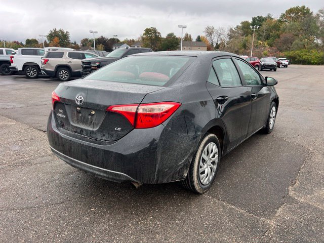 Used 2017 Toyota Corolla LE w/ Carpet Mat Package (TMS) FWD image 5