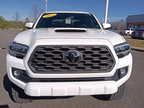 Used 2022 Toyota Tacoma TRD Off-Road image 7