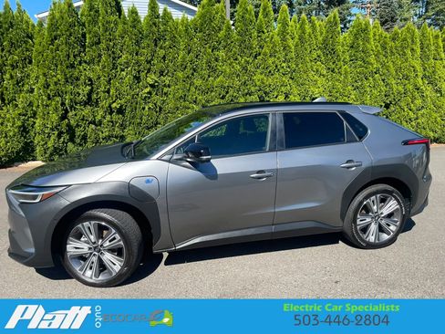 Used 2024 Subaru Solterra w/ Limited Package AWD/4WD image 5
