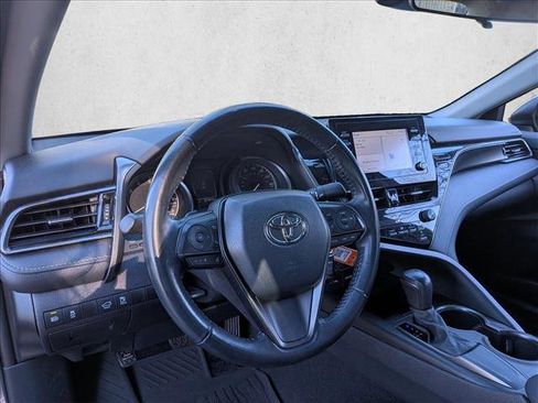 Used 2021 Toyota Camry SE image 10