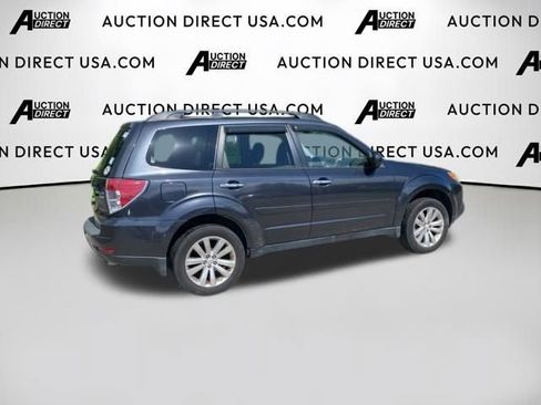 Used 2013 Subaru Forester 2.5X Limited AWD/4WD image 7