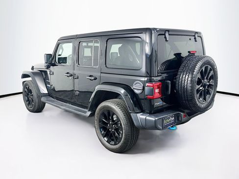 Used 2023 Jeep Wrangler Unlimited Sahara AWD/4WD image 5