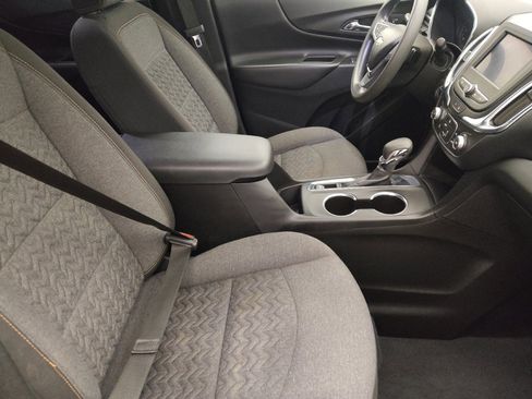 Used 2022 Chevrolet Equinox LT FWD image 21