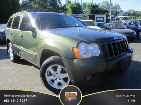 Used 2008 Jeep Grand Cherokee Laredo AWD/4WD image 2