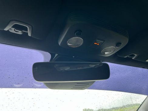 Used 2021 Ford Mustang Coupe RWD image 25