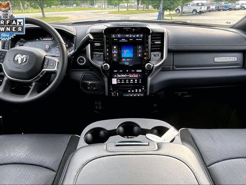 Used 2026 RAM 2500 Laramie AWD/4WD image 12