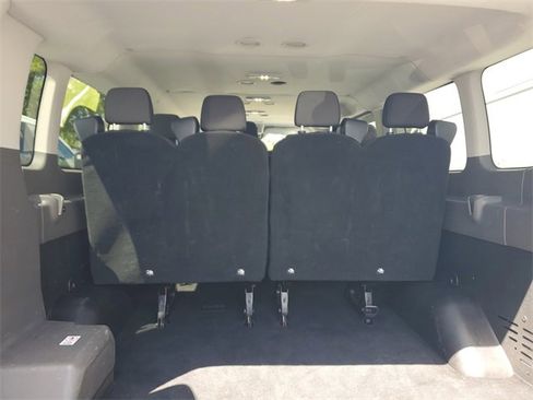 Used 2023 Ford Transit 350 XLT image 7