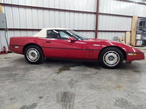 Used 1987 Chevrolet Corvette Convertible image 4