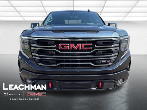 Certified 2024 GMC Sierra 1500 AT4 w/ Technology Package AWD/4WD image 9
