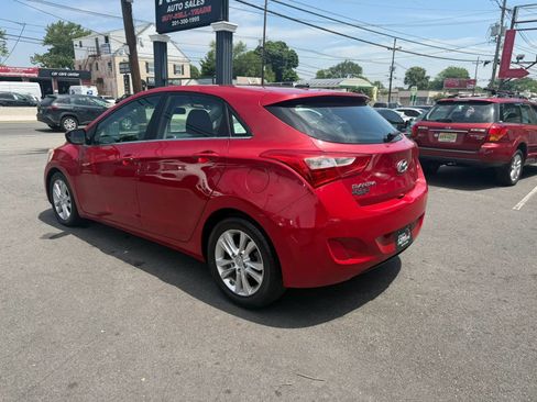 Used 2014 Hyundai Elantra GT FWD image 3