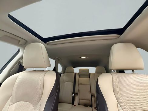 Used 2018 Lexus RX 350L FWD w/ Premium Package image 11