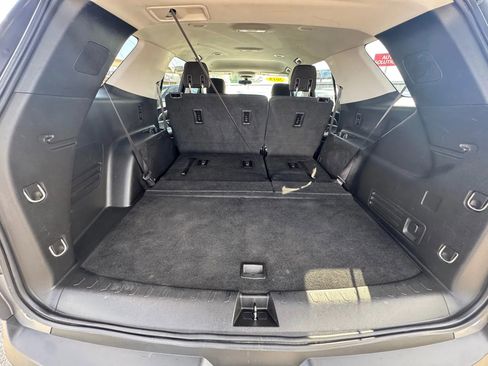 Used 2018 Chevrolet Traverse LS FWD image 35