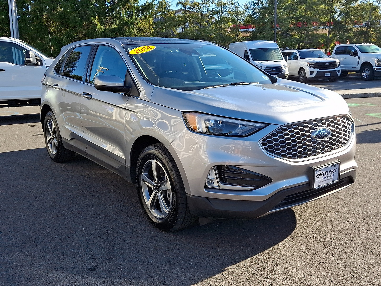 Used 2024 Ford Edge SEL w/ Convenience Package AWD/4WD image 3