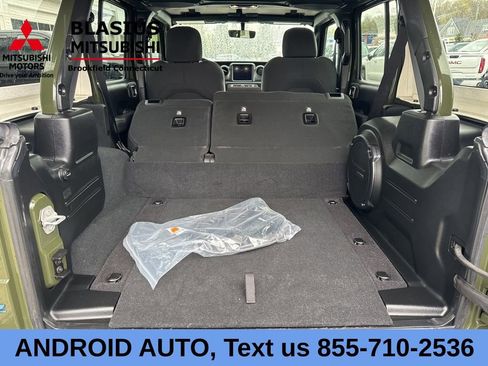 Used 2023 Jeep Wrangler Unlimited w/ Cold Weather Group AWD/4WD image 16
