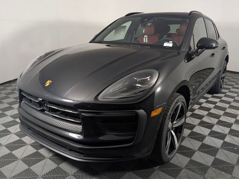 New 2026 Porsche Macan AWD/4WD image 1