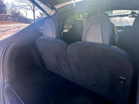 Used 2023 Tesla Model X image 65