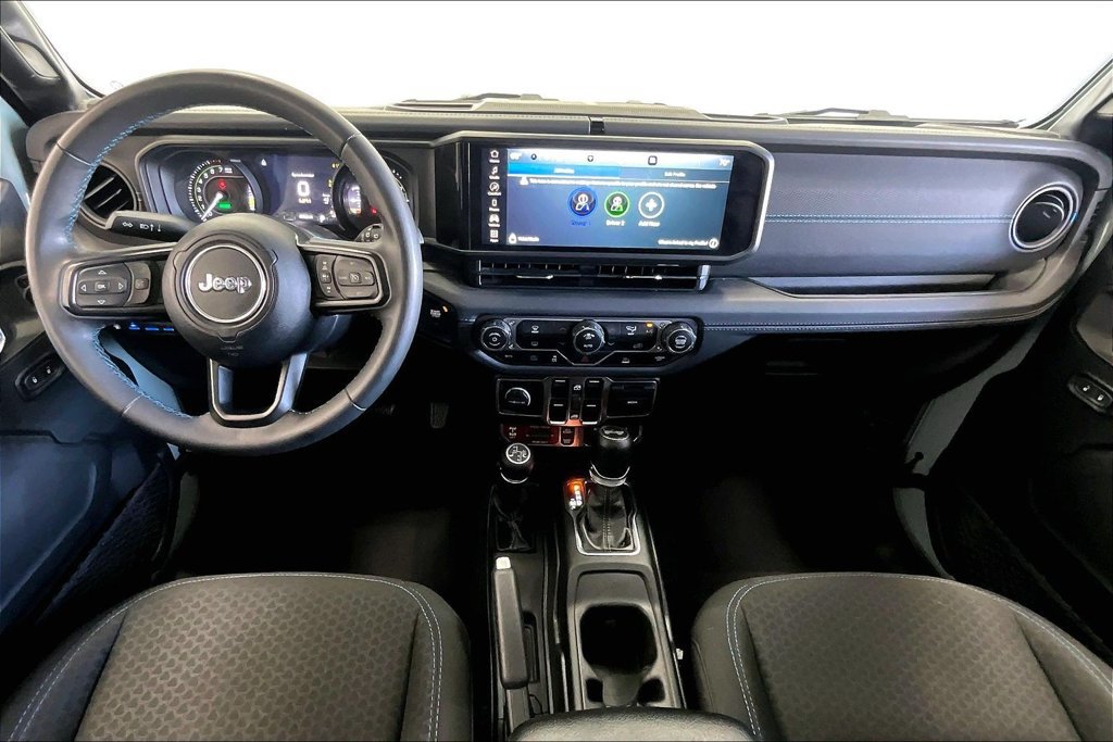 Used 2024 Jeep Wrangler Unlimited Rubicon 4xe AWD/4WD image 15