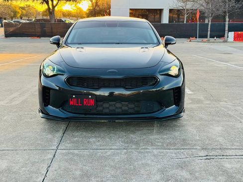 Used 2019 Kia Stinger AWD/4WD image 2