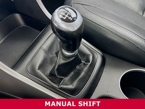 Used 2014 Hyundai Elantra GT w/ Option Group 03 FWD image 10