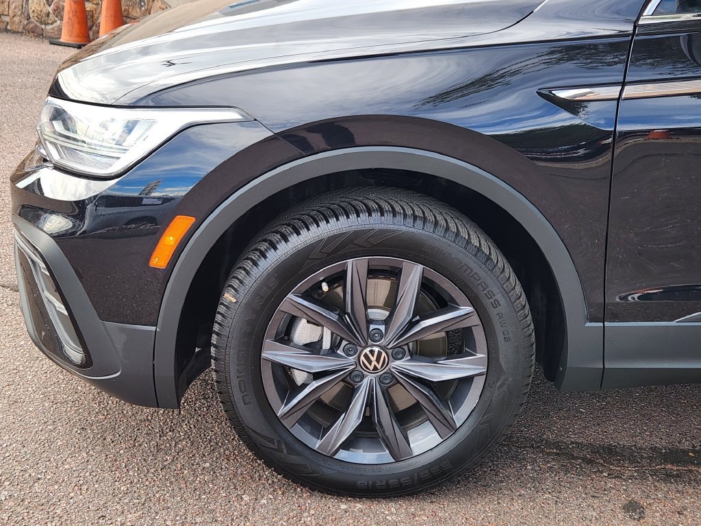 Used 2022 Volkswagen Tiguan SE FWD image 29