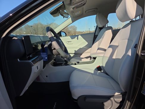 New 2026 Hyundai Kona SE image 5