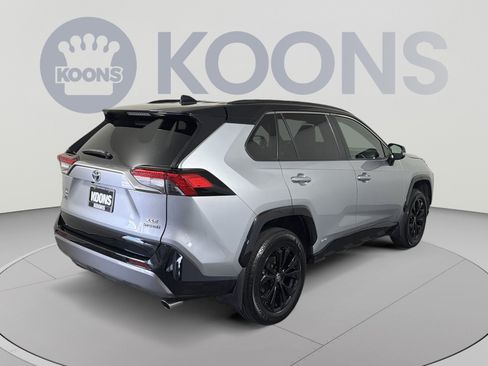 Used 2024 Toyota RAV4 XSE AWD/4WD image 7