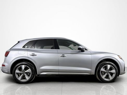 Used 2023 Audi Q5 2.0T Premium Plus w/ Premium Plus Package AWD/4WD image 6
