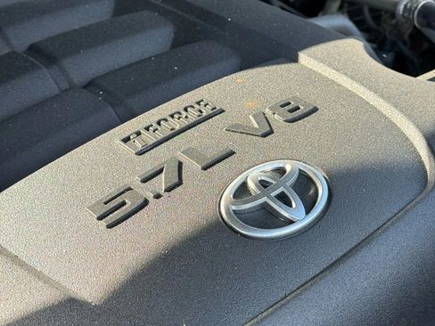 Used 2016 Toyota Tundra Limited image 39