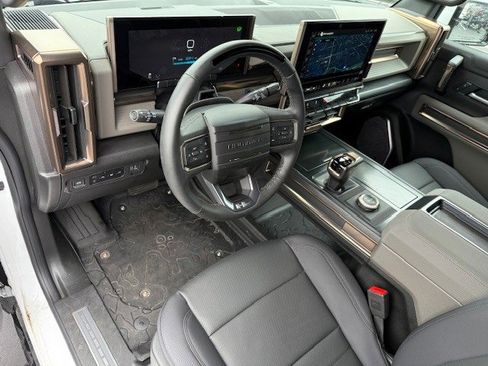 New 2026 GMC Hummer EV SUV w/ LPO, Dark Essentials Package image 13